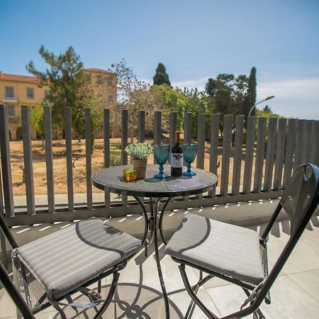Joseph'Spot Paphos Center Aparthotel Εξωτερικό φωτογραφία