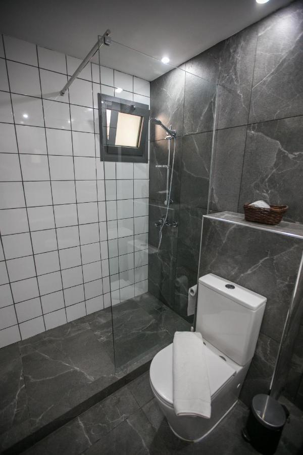 Joseph'Spot Paphos Center Aparthotel Εξωτερικό φωτογραφία