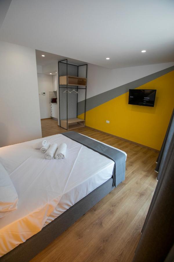 Joseph'Spot Paphos Center Aparthotel Εξωτερικό φωτογραφία
