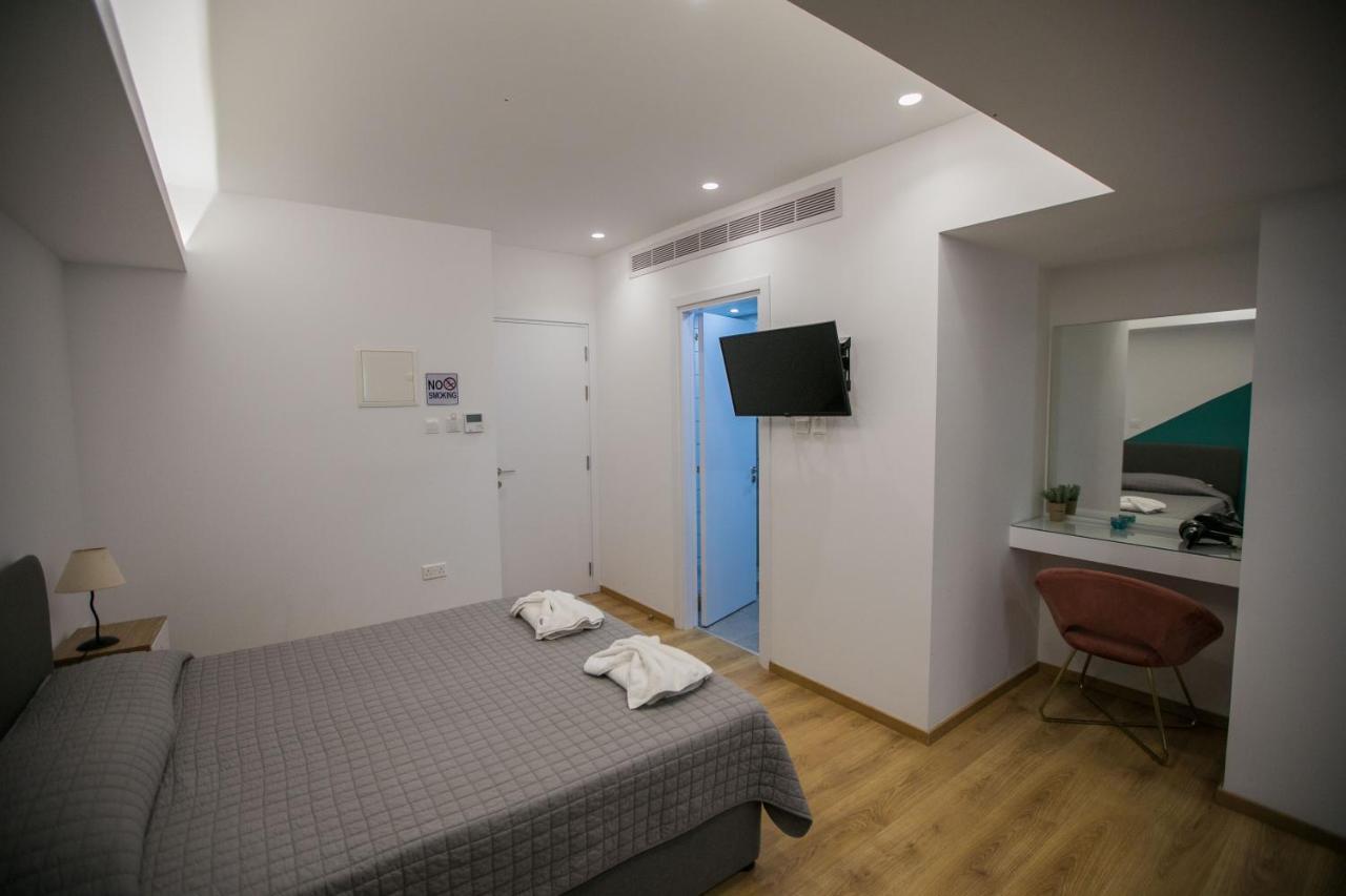Joseph'Spot Paphos Center Aparthotel Εξωτερικό φωτογραφία