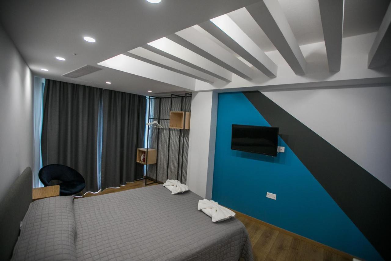 Joseph'Spot Paphos Center Aparthotel Εξωτερικό φωτογραφία
