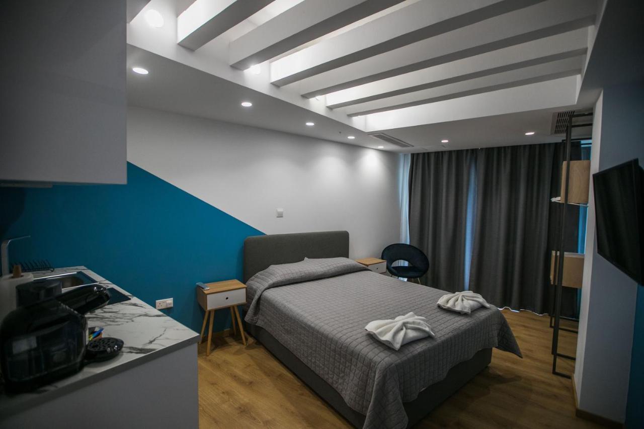 Joseph'Spot Paphos Center Aparthotel Εξωτερικό φωτογραφία